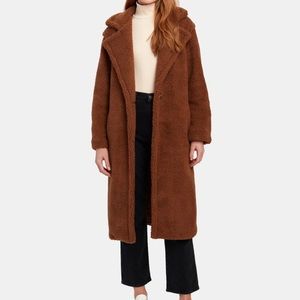BB Dakota Pennington Teddy Coat